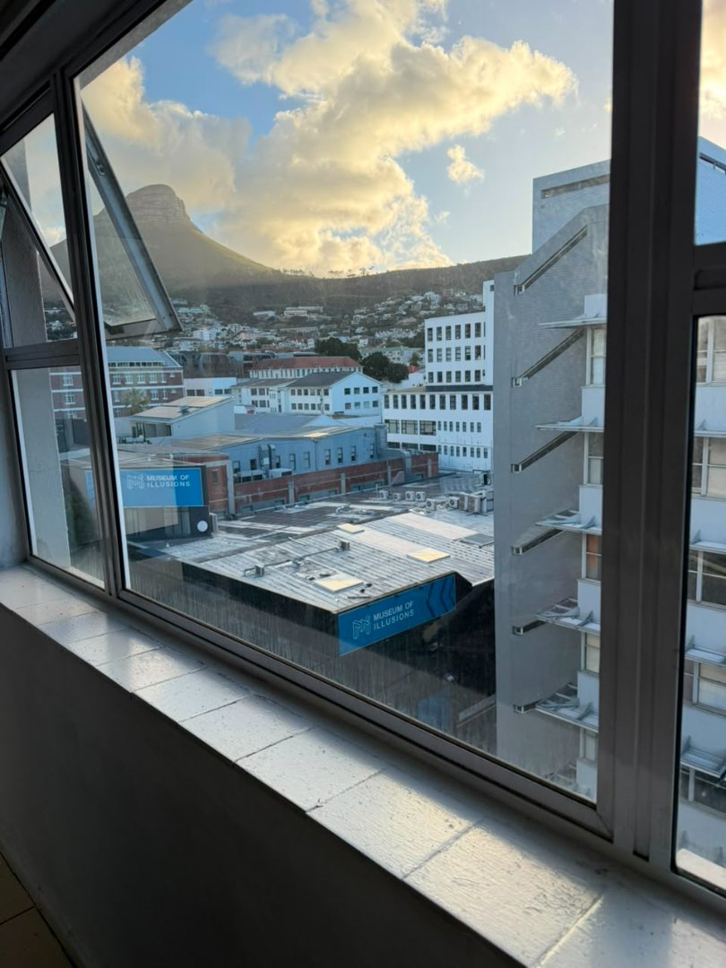 1 Bedroom Property for Sale in Cape Town City Centre Western Cape